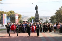 Ветераны полярных конвоев почтили память павших у Мемориала героической обороны Севастополя и ответили на вопросы журналистов