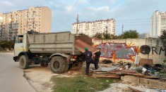 В Севастополе продолжается демонтаж незаконно установленных конструкций