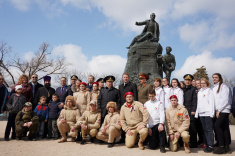 Более 300 севастопольских школьников вступили в ряды «Юнармии»